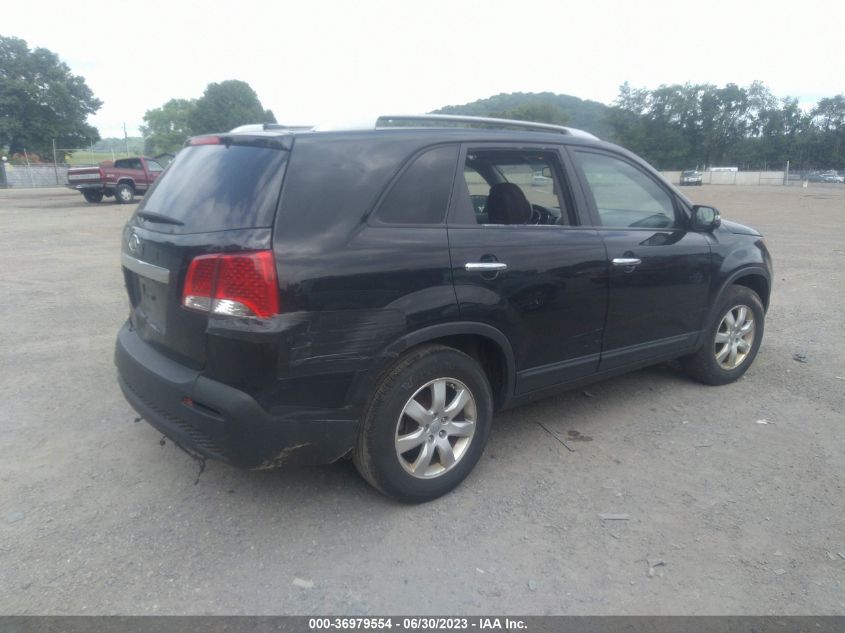 2013 KIA SORENTO LX - 5XYKT3A62DG408181