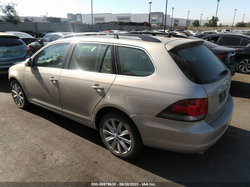 2013 VOLKSWAGEN JETTA SPORTWAGEN SE W/SUNROOF - 3VWPP7AJ7DM691568