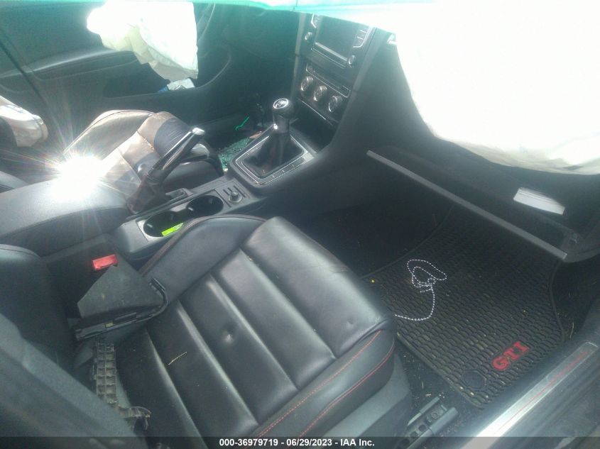 2016 VOLKSWAGEN GOLF GTI SE W/PERFORMANCE PKG - 3VW547AU3GM037004