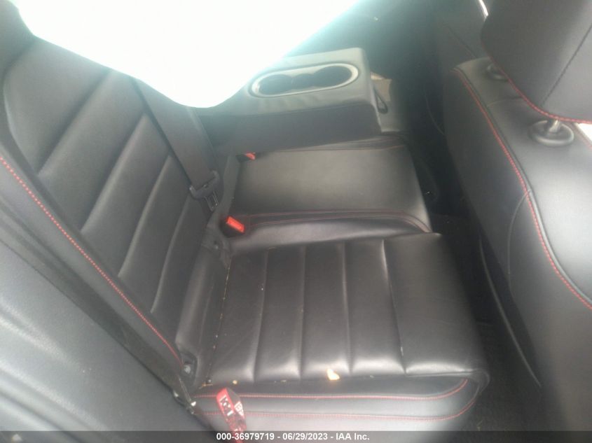 2016 VOLKSWAGEN GOLF GTI SE W/PERFORMANCE PKG - 3VW547AU3GM037004