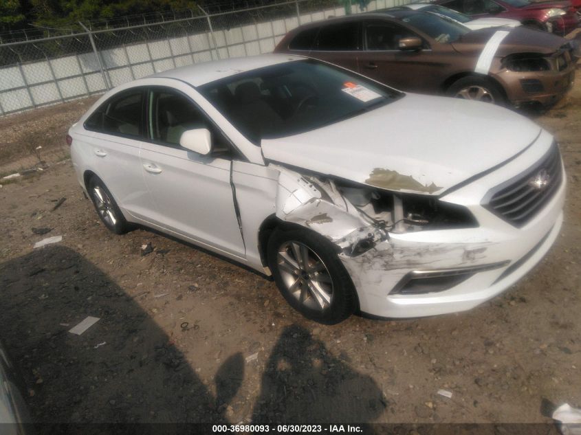 2015 HYUNDAI SONATA 2.4L SE - 5NPE24AF3FH091397