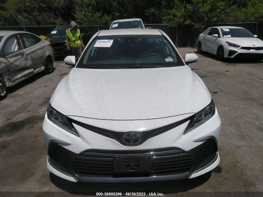 2021 TOYOTA CAMRY LE - 4T1C11AK8MU563825