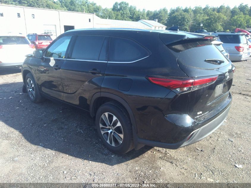 2021 TOYOTA HIGHLANDER XLE - 5TDGZRBH1MS524031