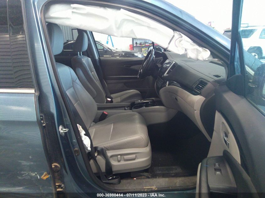2018 HONDA PILOT ELITE - 5FNYF6H09JB054702