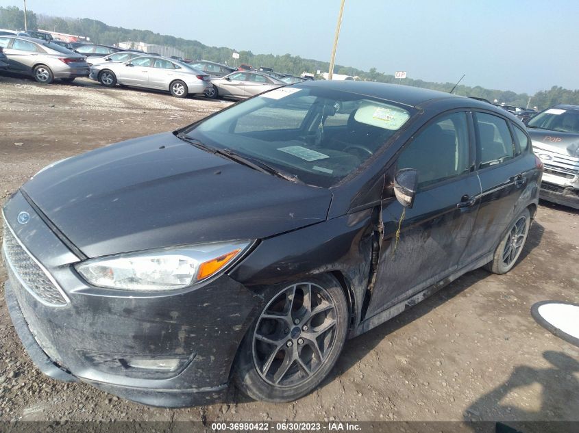 2015 FORD FOCUS SE - 1FADP3K25FL220647