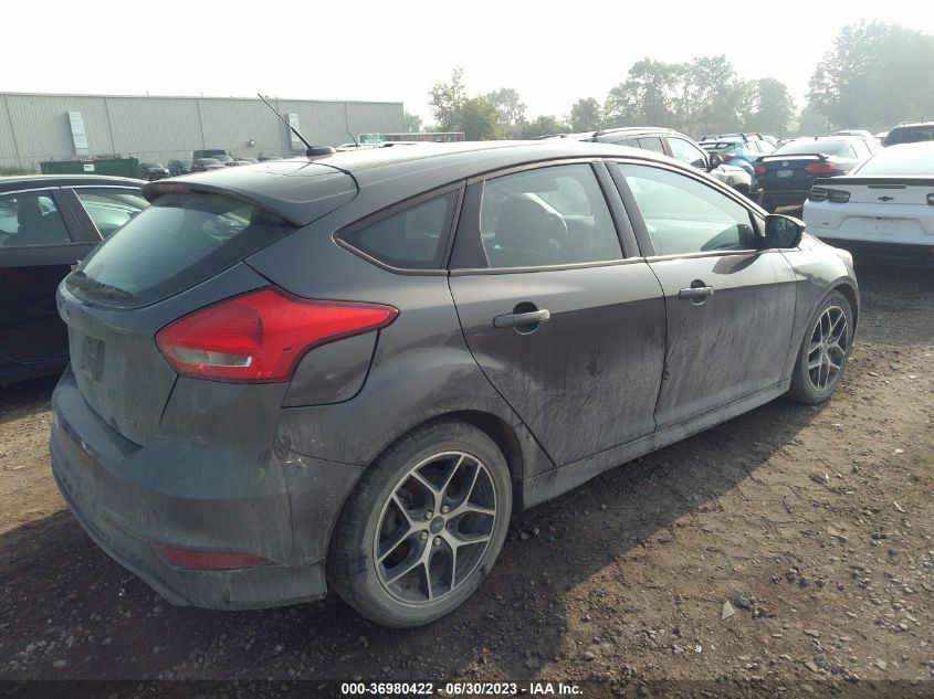 2015 FORD FOCUS SE - 1FADP3K25FL220647