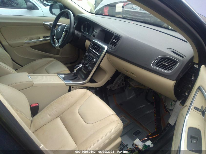 2014 VOLVO S60 T5 - YV1612FS6E1292941