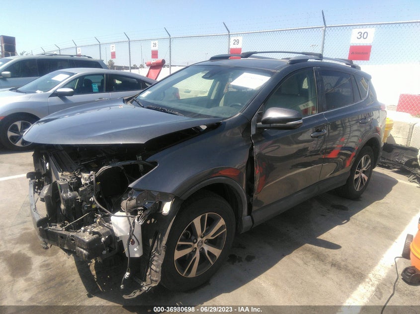 VIN JTMWFREV8JD118289 2018 TOYOTA RAV4 XLE/ADVENTURE