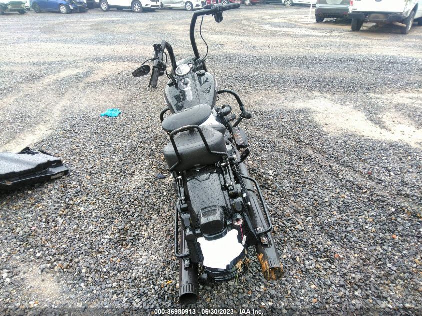 2018 HARLEY-DAVIDSON FLHRXS 5HD1KVCA5JB621912
