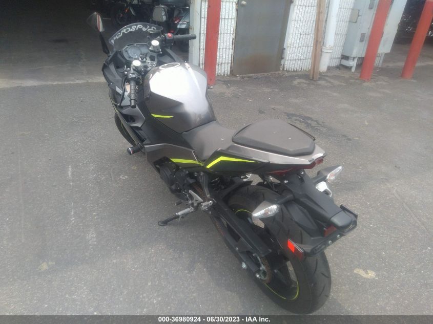2021 KAWASAKI EX400 JKAEXKG19MDAD7549