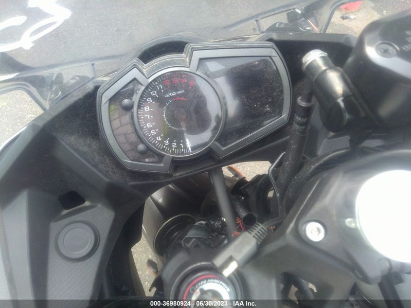 2021 KAWASAKI EX400 JKAEXKG19MDAD7549