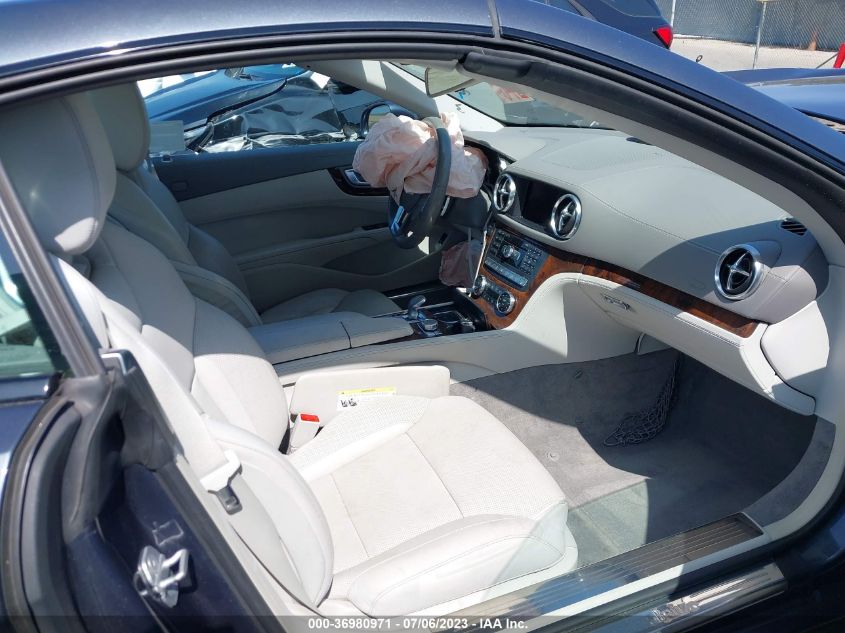 2013 MERCEDES-BENZ SL-CLASS SL 550 - WDDJK7DA2DF019121