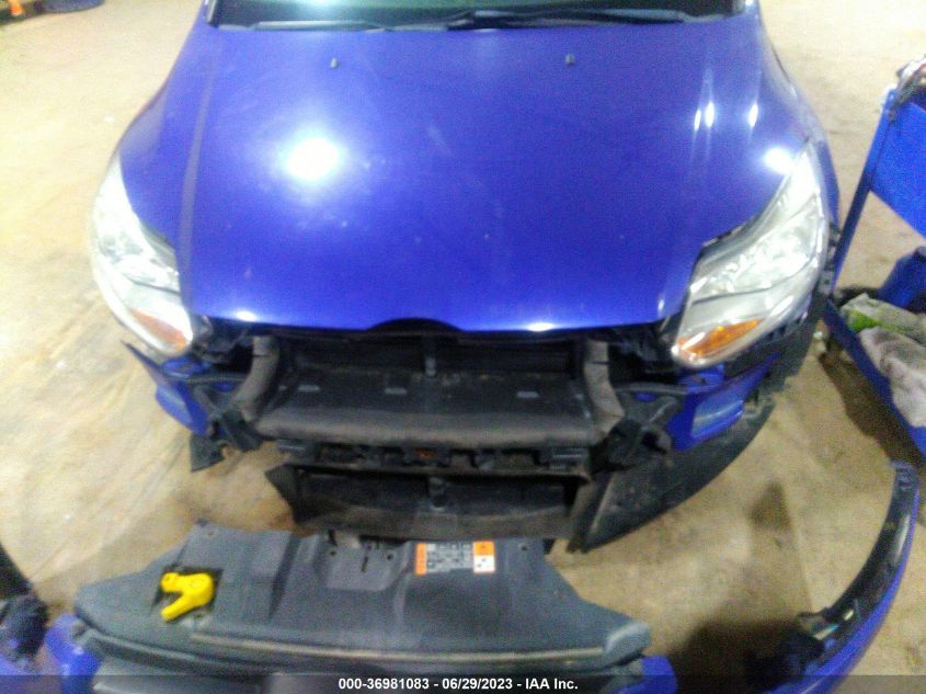2014 FORD FOCUS SE - 1FADP3K23EL327078