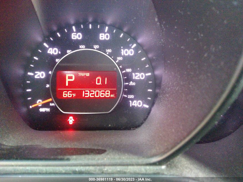 2016 KIA SOUL + - KNDJP3A53G7842537