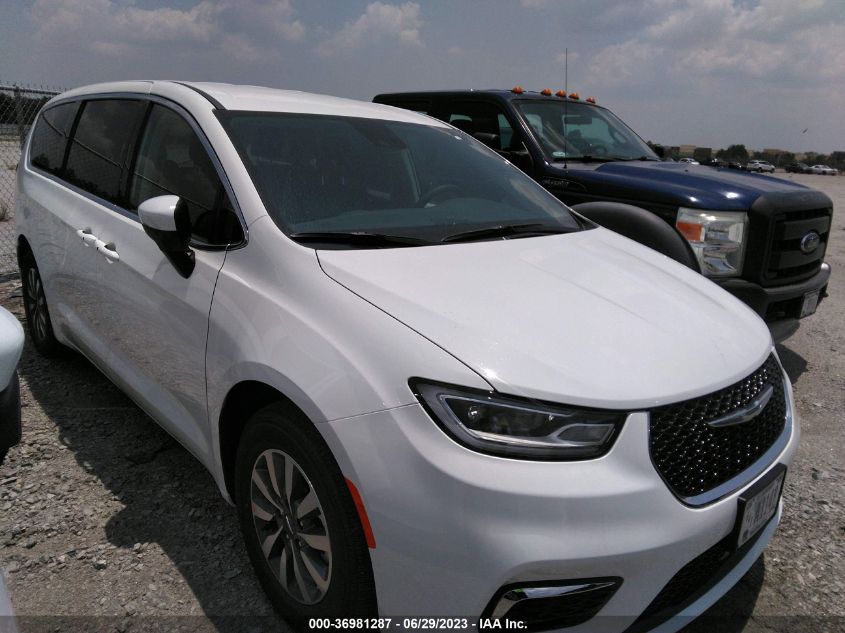 2023 CHRYSLER PACIFICA HYBRID TOURING L - 2C4RC1L73PR576601