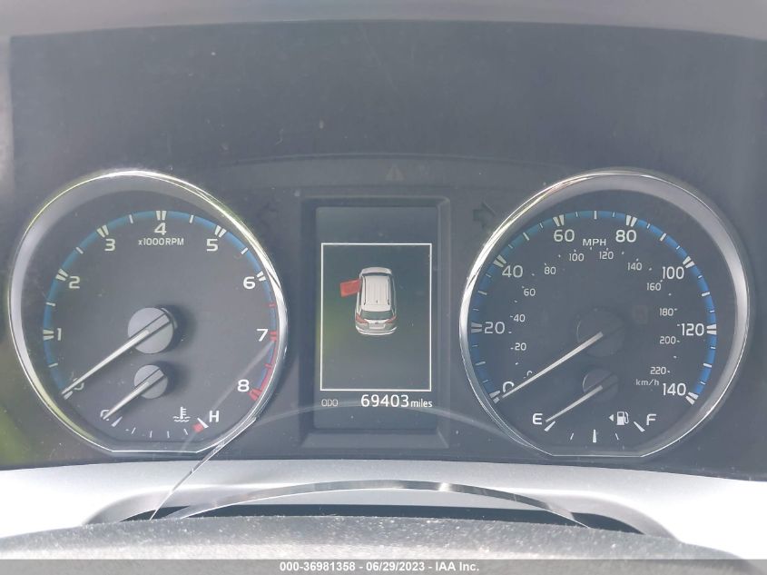 2016 TOYOTA RAV4 XLE - JTMWFREV6GD090565