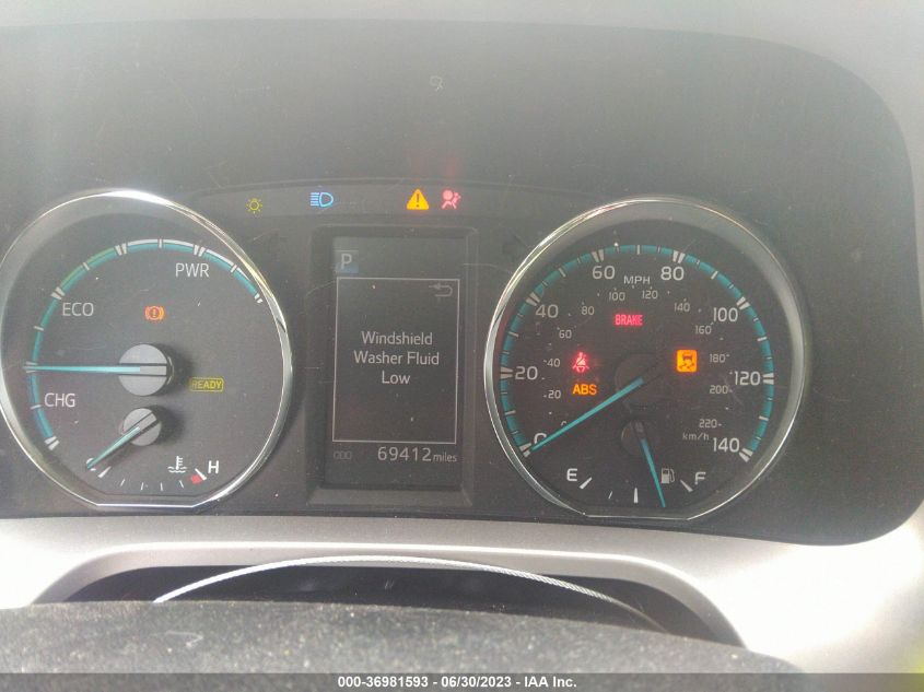 2016 TOYOTA RAV4 HYBRID XLE - JTMRJREV6GD033570