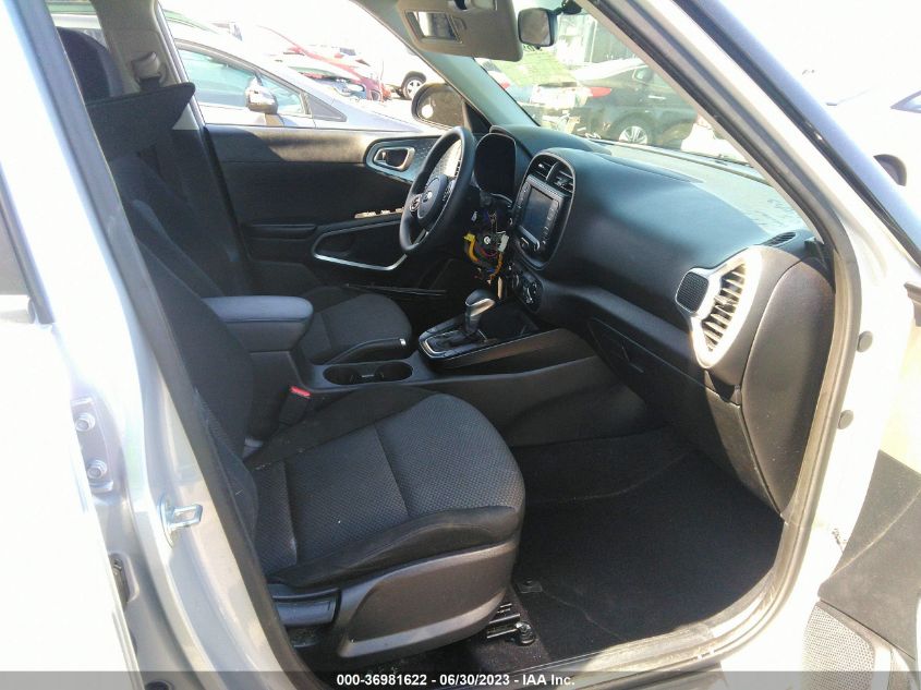 2020 KIA SOUL LX - KNDJ23AU5L7723114