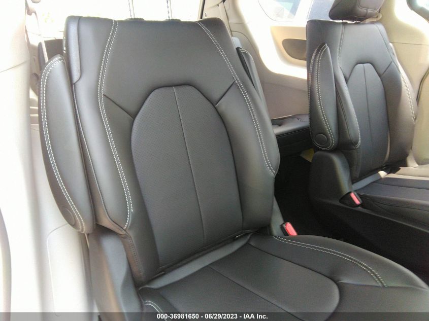 2023 CHRYSLER PACIFICA HYBRID TOURING L - 2C4RC1L71PR576600
