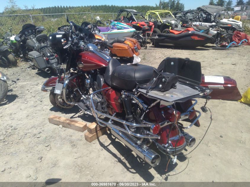 2010 HARLEY-DAVIDSON FLHTCU 1HD1FC43XAB609948