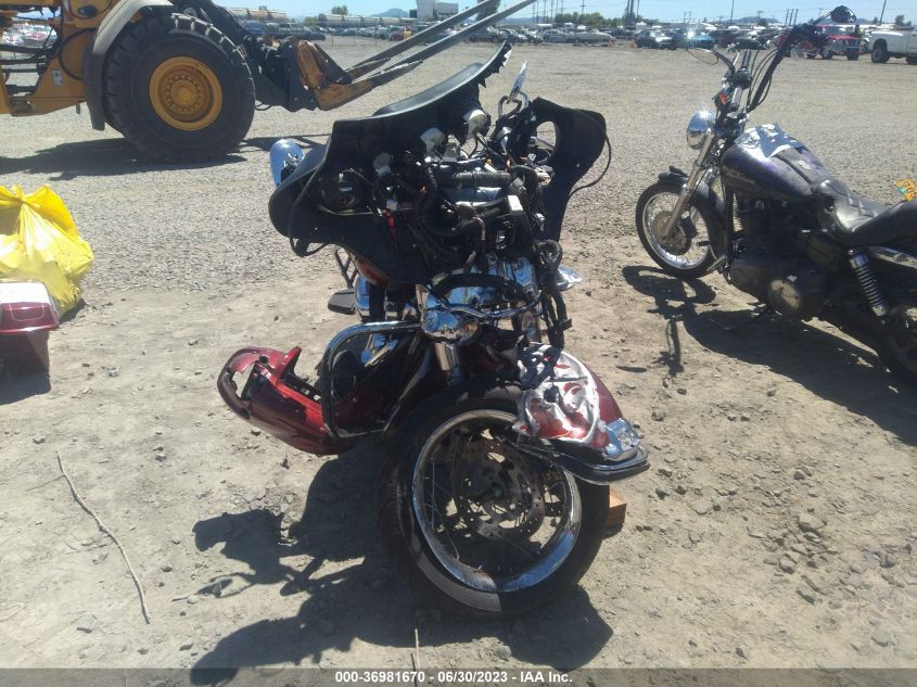 2010 HARLEY-DAVIDSON FLHTCU 1HD1FC43XAB609948