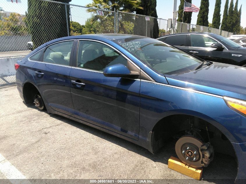 2015 HYUNDAI SONATA 2.4L SE - 5NPE24AF9FH178379