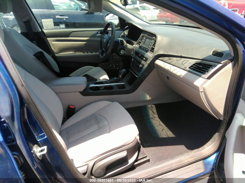 2015 HYUNDAI SONATA 2.4L SE - 5NPE24AF9FH178379