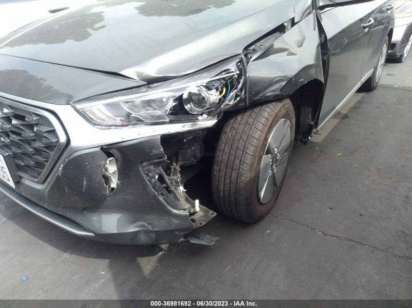 2020 HYUNDAI IONIQ HYBRID SE - KMHC75LC5LU234171