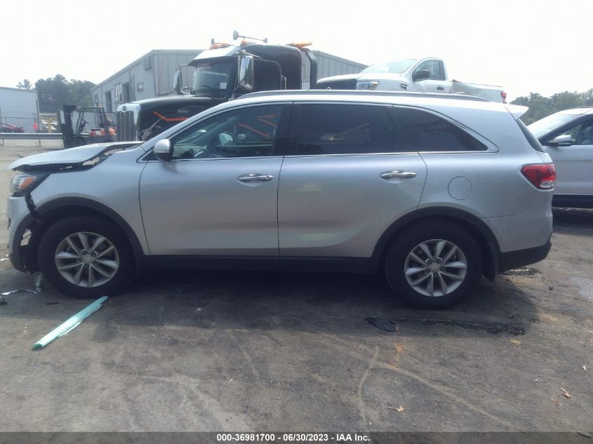 2017 KIA SORENTO LX V6 - 5XYPG4A51HG227036