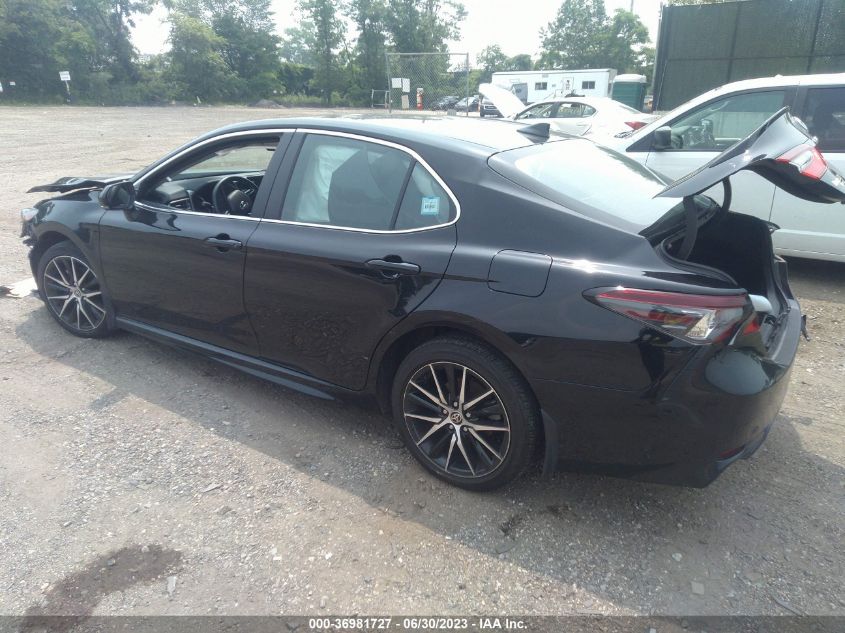 4T1G11AK8NU626683 Toyota Camry SE 3