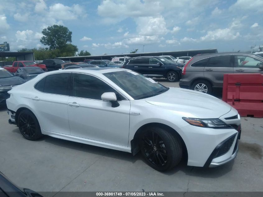 2021 TOYOTA CAMRY HYBRID XSE - 4T1K31AK8MU559666
