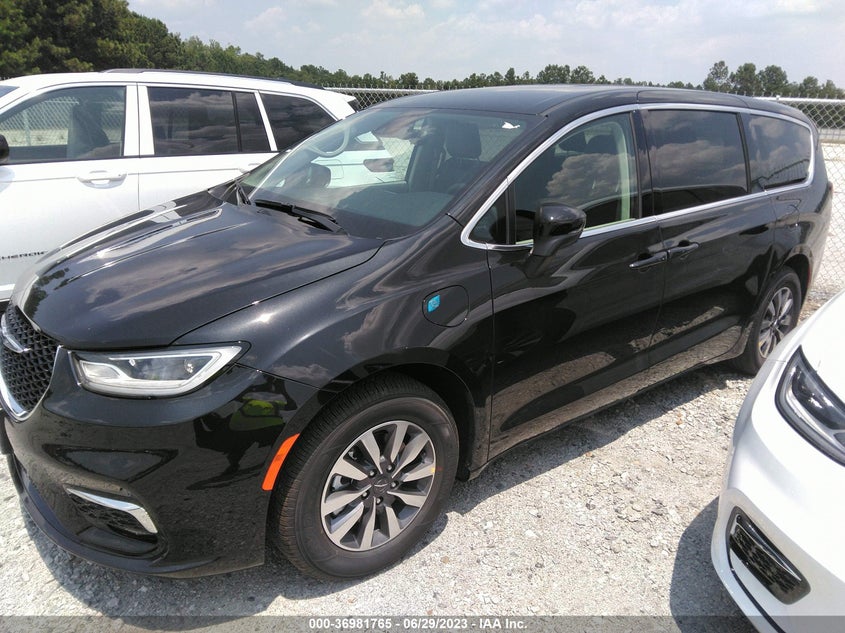 VIN 2C4RC1L78PR569434 2023 CHRYSLER PACIFICA HYBRID TOURING L