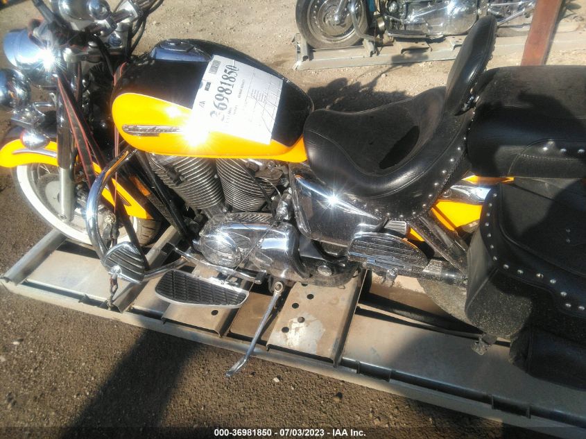 2000 HONDA VT1100 C3 1HFSC390XYA200836