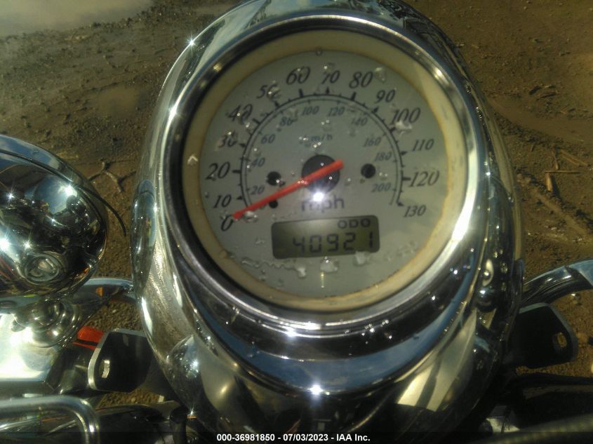 2000 HONDA VT1100 C3 1HFSC390XYA200836