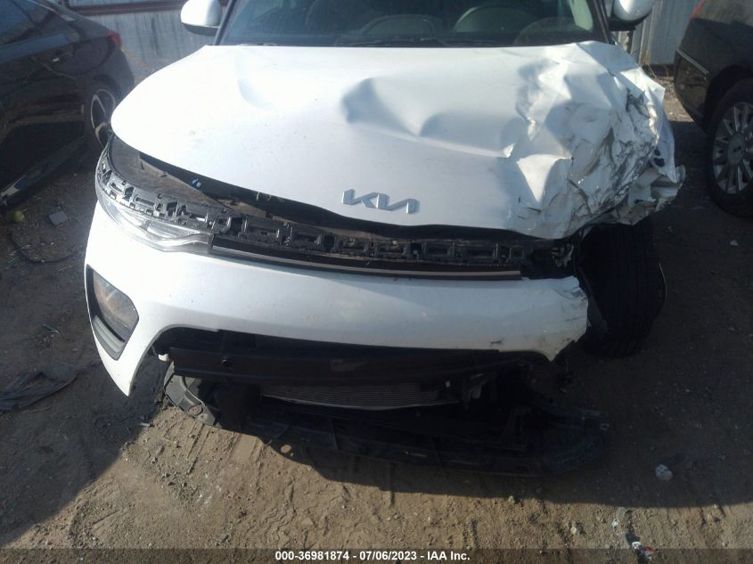 2022 KIA SOUL LX - KNDJ23AU6N7177944