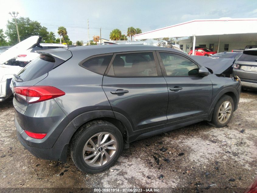 2017 HYUNDAI TUCSON SE - KM8J23A45HU539635