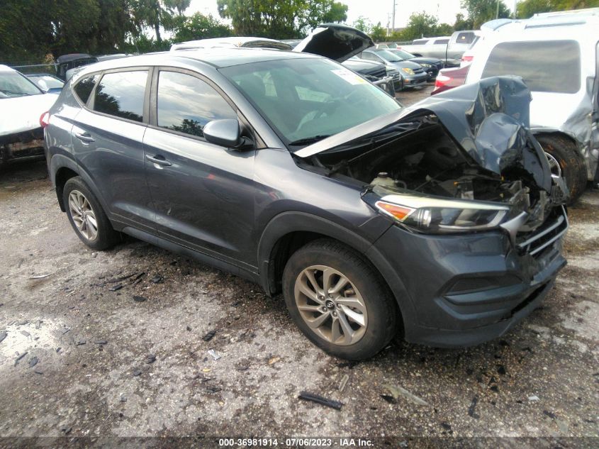 2017 HYUNDAI TUCSON SE - KM8J23A45HU539635