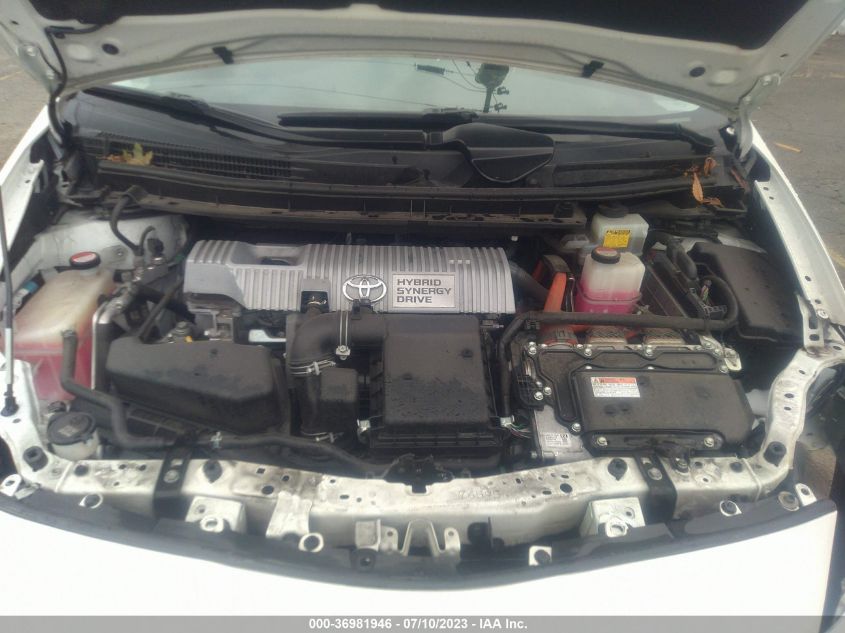 2015 TOYOTA PRIUS FOUR - JTDKN3DU2F1915220