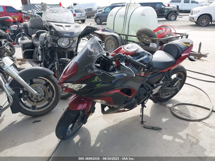 VIN ML5EXEM18MDA47354 2021 KAWASAKI EX650 M