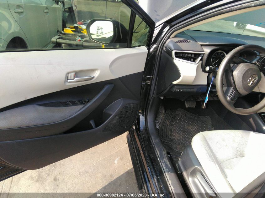 2020 TOYOTA COROLLA LE - JTDEPRAE6LJ052800