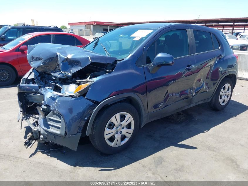 3GNCJKSB3KL180401 Chevrolet Trax LS 2