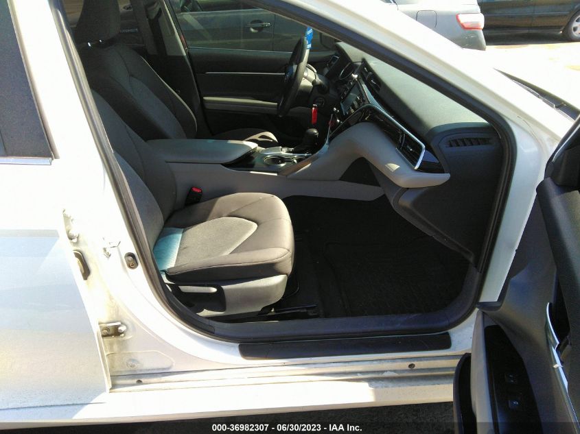 2018 TOYOTA CAMRY LE/SE/XLE/L - 4T1B11HK6JU523126