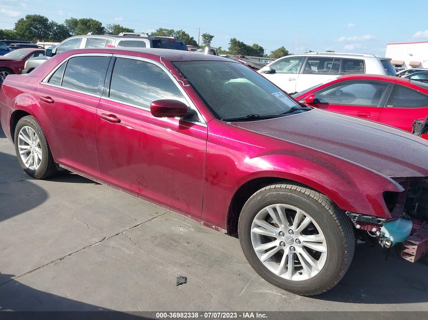 VIN 2C3CCAAG4KH542517 2019 CHRYSLER 300 TOURING L