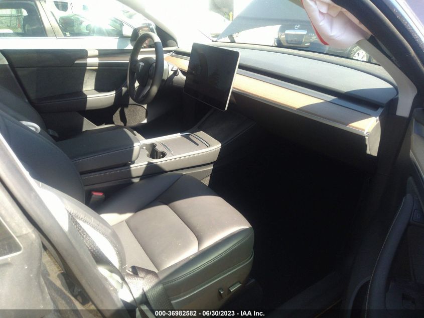 2023 TESLA MODEL Y LONG RANGE - 7SAYGDEE9PA102404