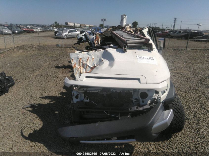 2014 TOYOTA FJ CRUISER JTEBU4BF2EK179364