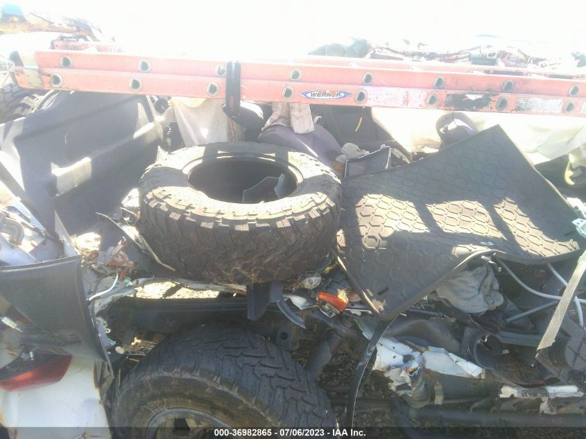 2014 TOYOTA FJ CRUISER JTEBU4BF2EK179364