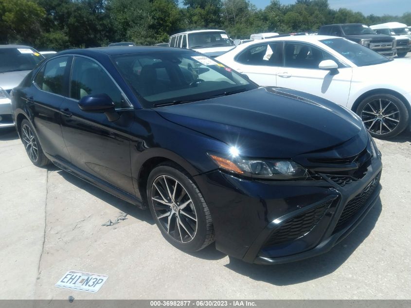 2021 TOYOTA CAMRY SE - 4T1G11AK7MU527528