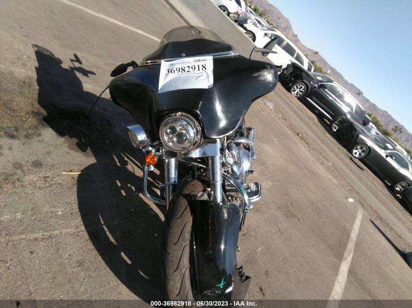2006 HARLEY-DAVIDSON FLHXI 1HD1KBW136Y676719