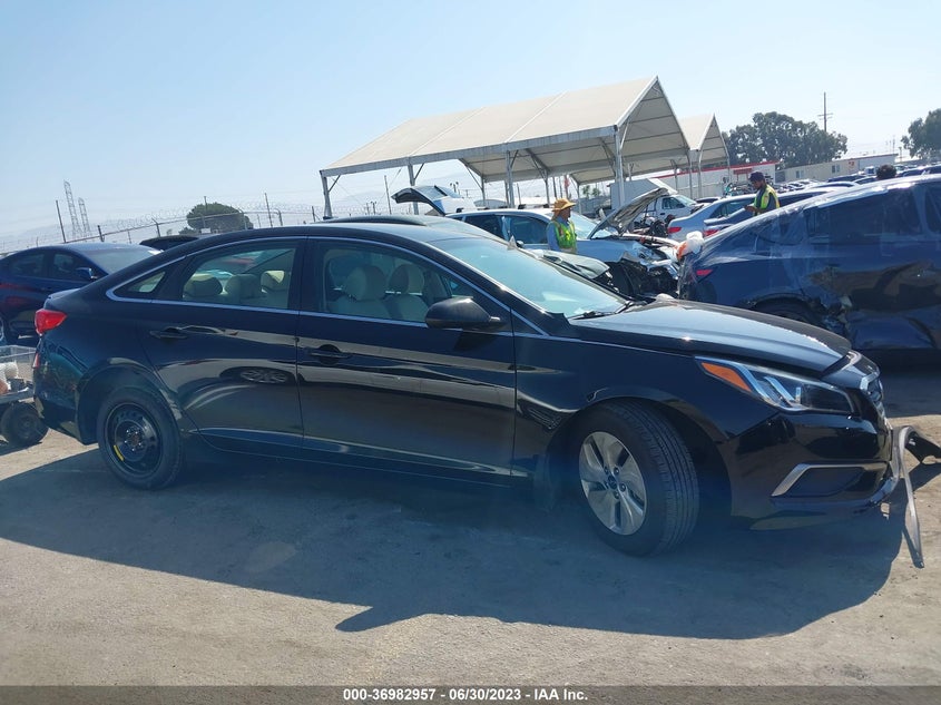 VIN 5NPE24AF8HH478241 2017 HYUNDAI SONATA SE