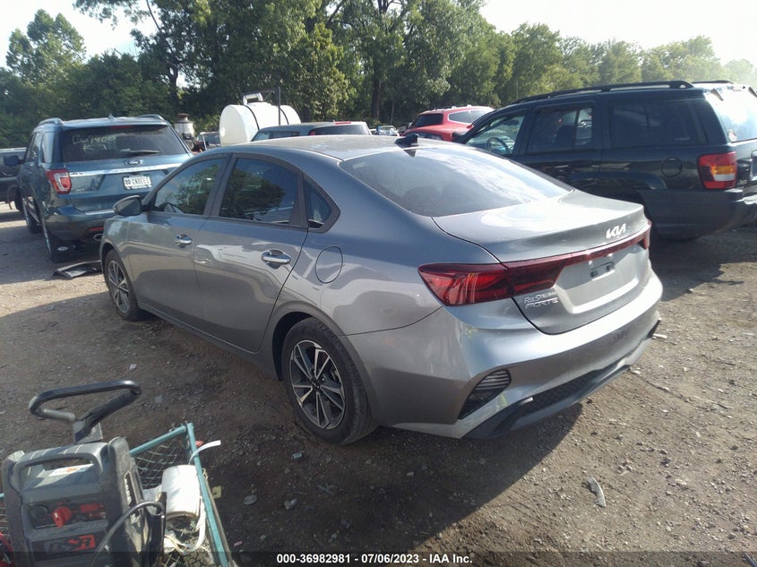 VIN 3KPF24AD1NE474924 2022 KIA FORTE LXS